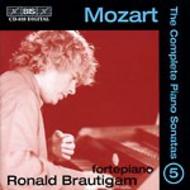 Mozart  Complete Solo Piano Music  Volume 5 | BIS BISCD839